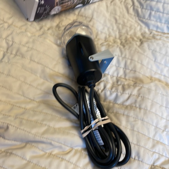 COPY - COPY - Open box pallet target return kaleidoscope projector snow Christm… - Picture 3 of 8